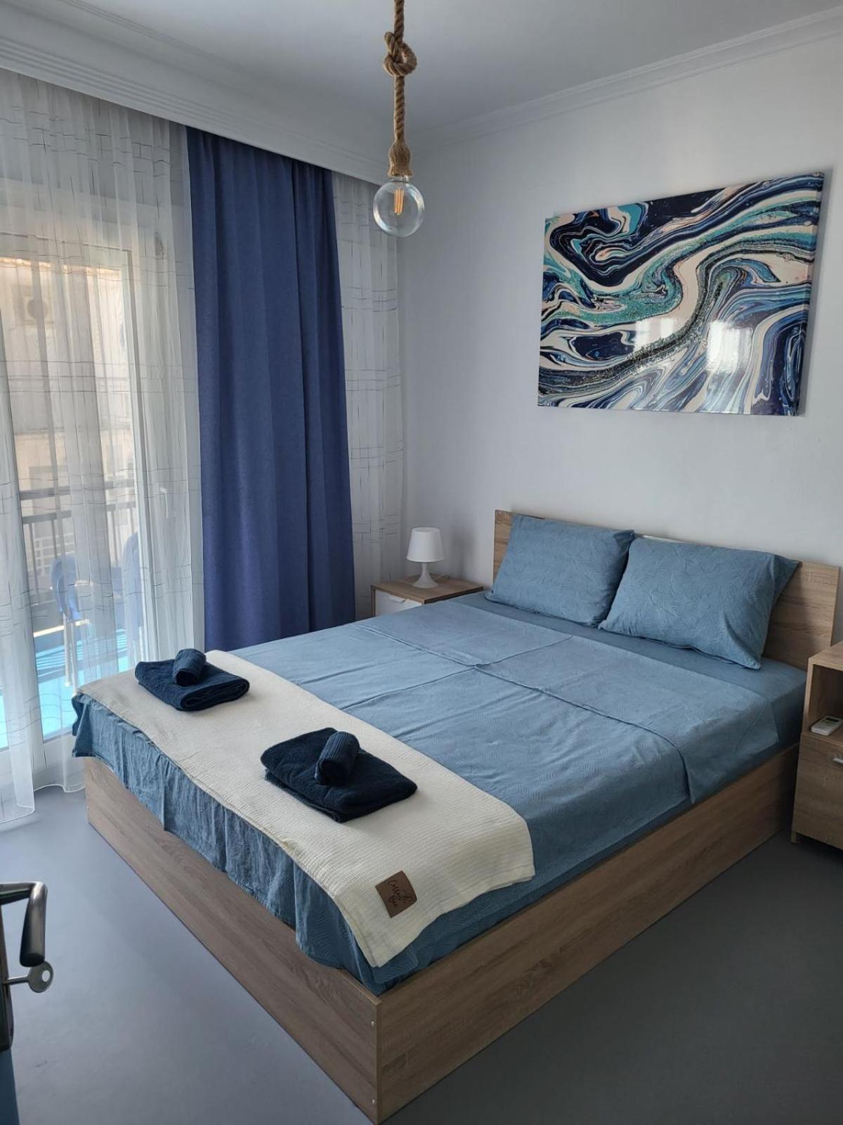 Upper Deck Apt. Apartman Néa Péramos Kültér fotó