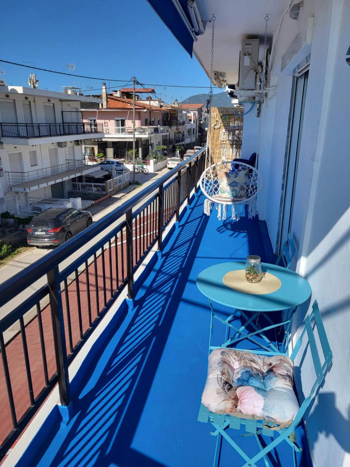 Upper Deck Apt. Apartman Néa Péramos Kültér fotó