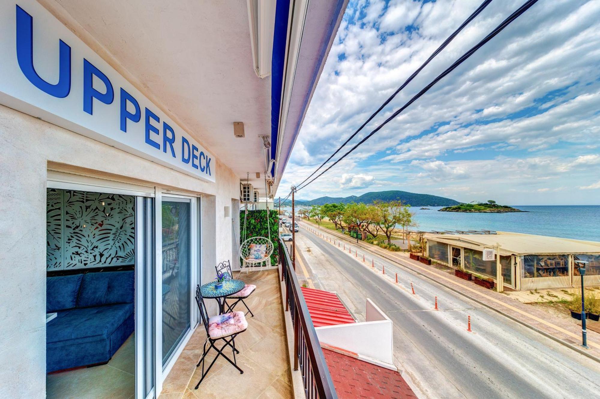 Upper Deck Apt. Apartman Néa Péramos Kültér fotó