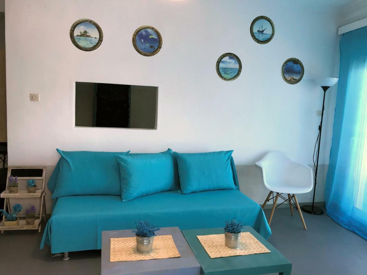 Upper Deck Apt. Apartman Néa Péramos Kültér fotó